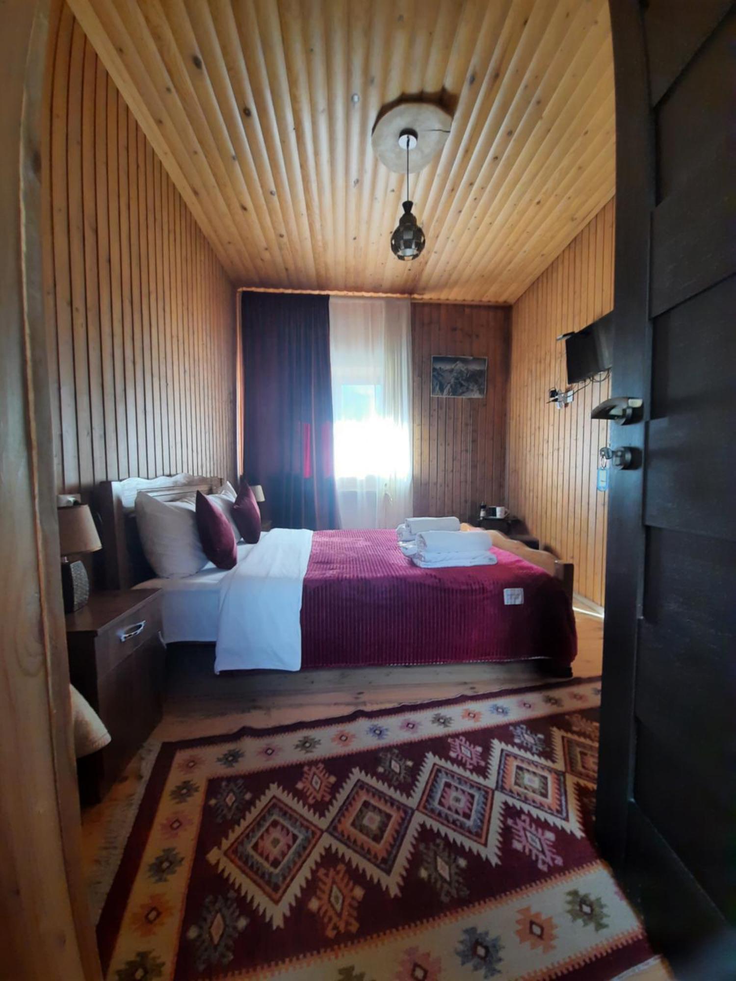Hotel Bana Kazbegi Exterior foto